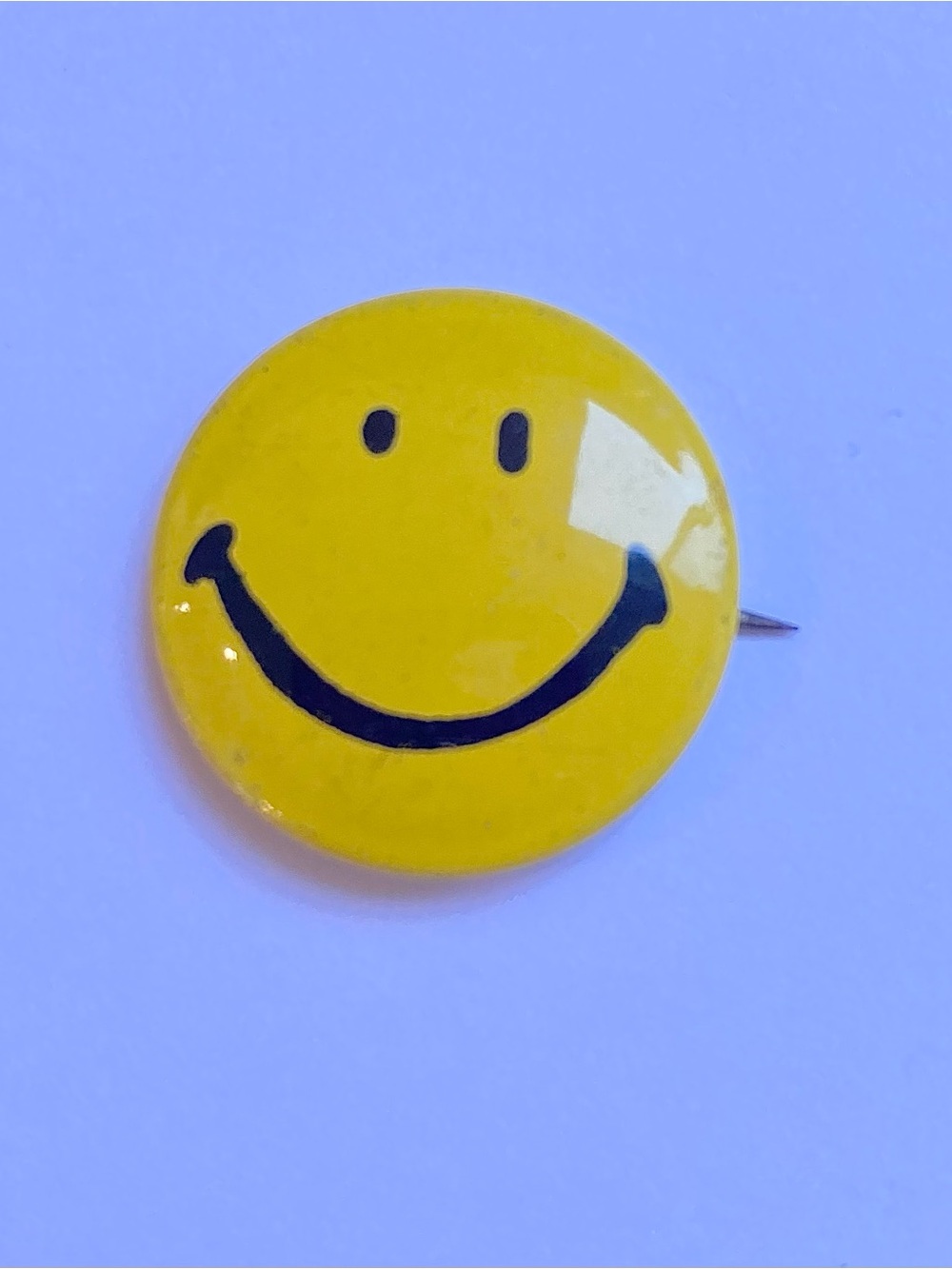 Vintage yellow smiley face button hippie pinback style 1960s 1970s